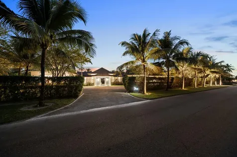 3 Aguas Shamrock Road New Providence Paradise Island BS