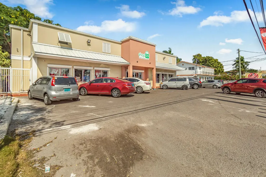 Carmichael Road Rental New Providence Paradise Island BS