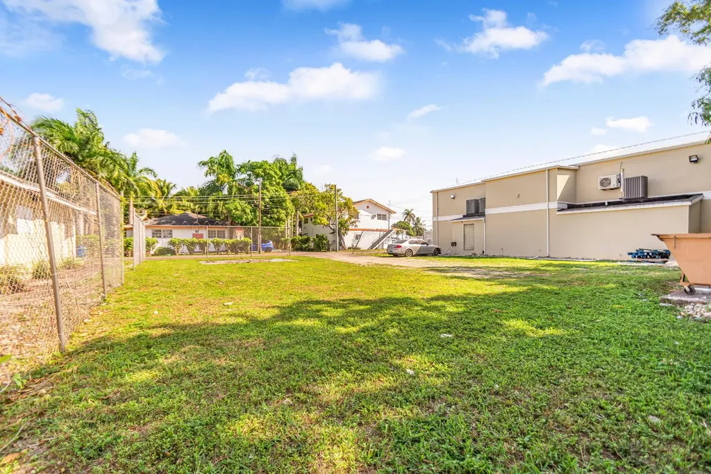 Carmichael Road Rental New Providence Paradise Island BS