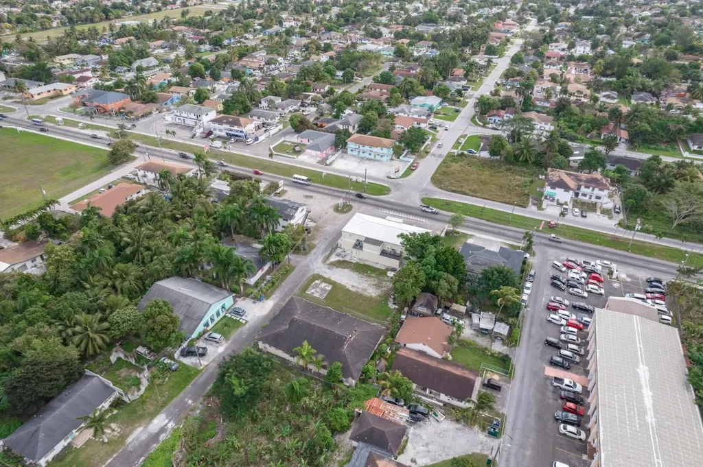 Carmichael Road Rental New Providence Paradise Island BS