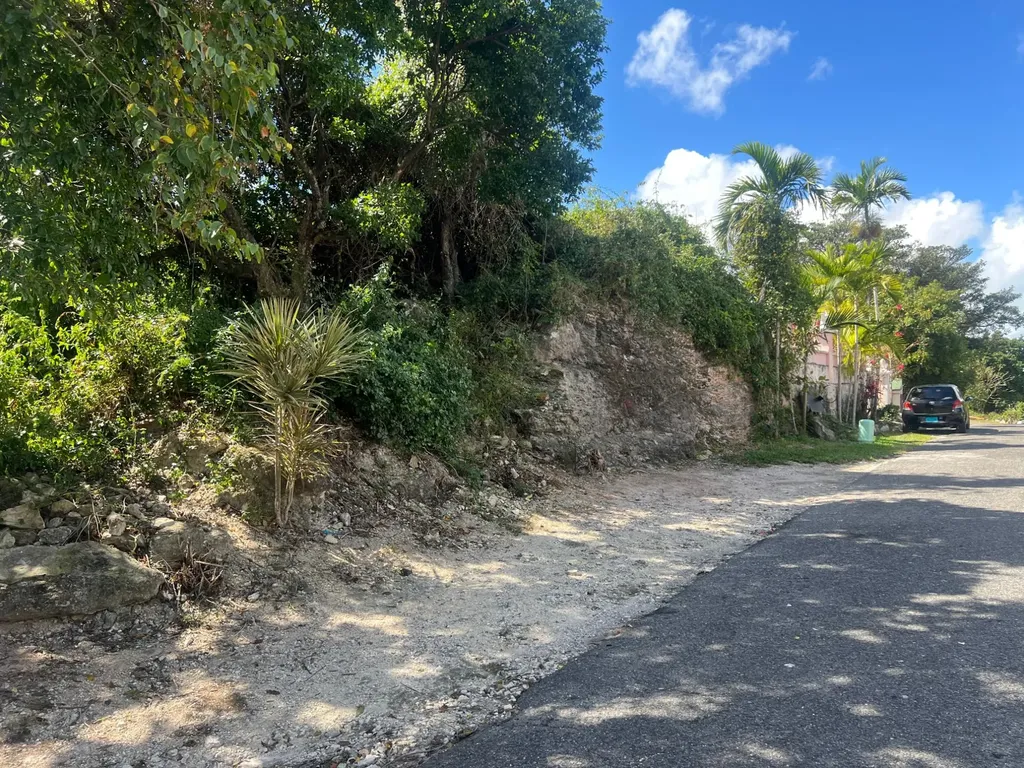 Garden Hills New Providence Paradise Island BS