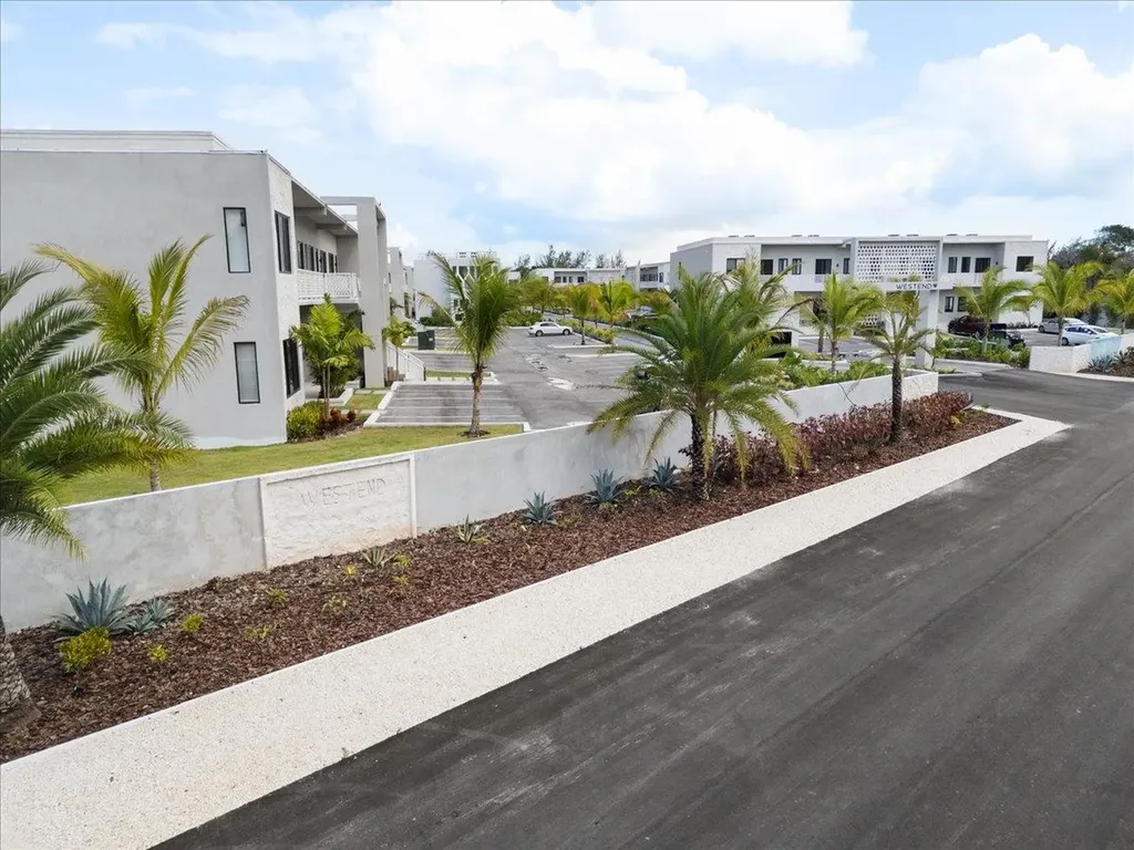 I-1 Westend Love Beach New Providence Paradise Island BS