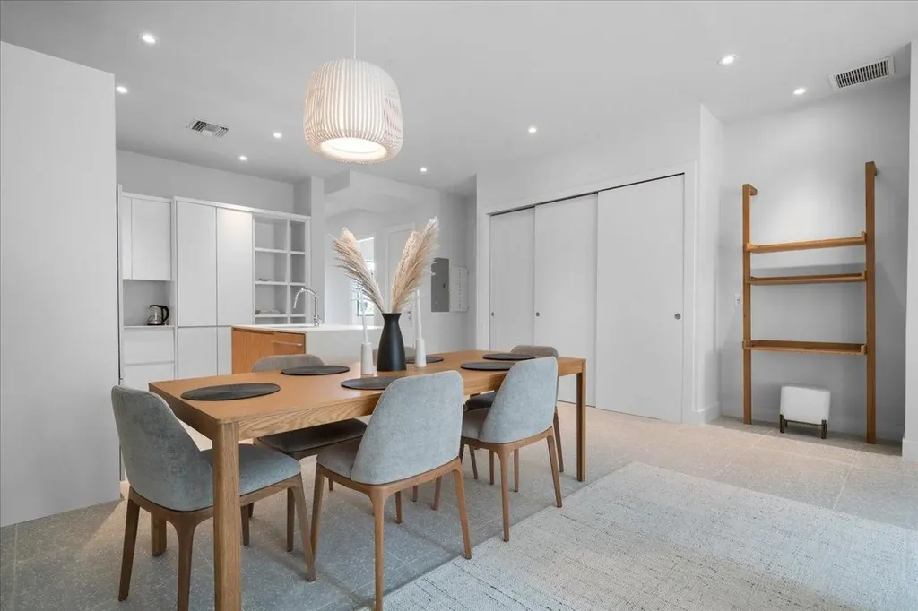 I-1 Westend Love Beach New Providence Paradise Island BS