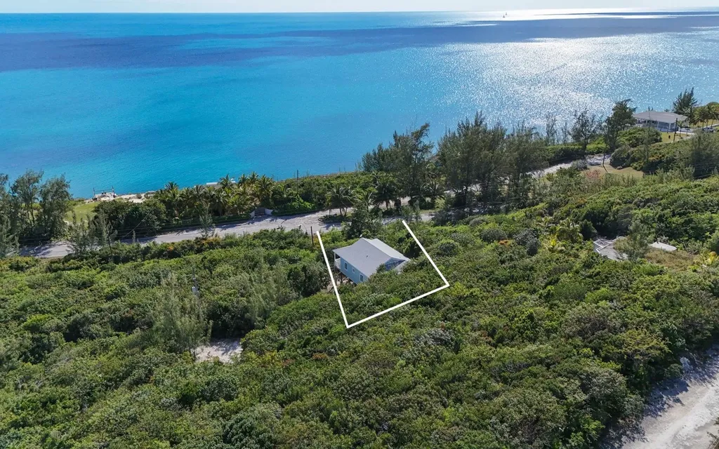 Home In Rainbow Bay Eleuthera BS