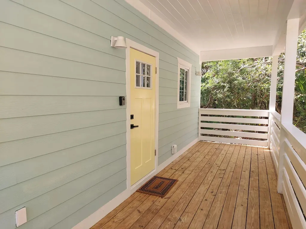 Home In Rainbow Bay Eleuthera BS