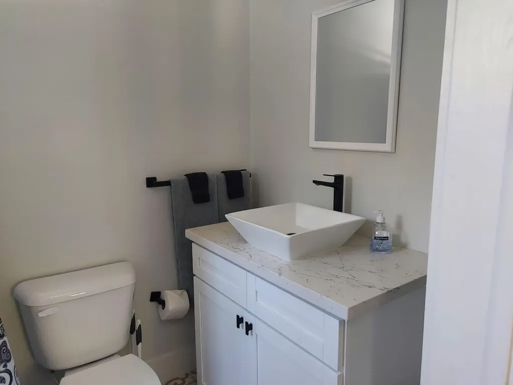 Home In Rainbow Bay Eleuthera BS