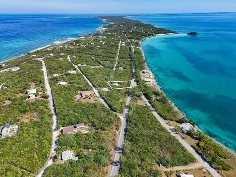 Home In Rainbow Bay Eleuthera BS
