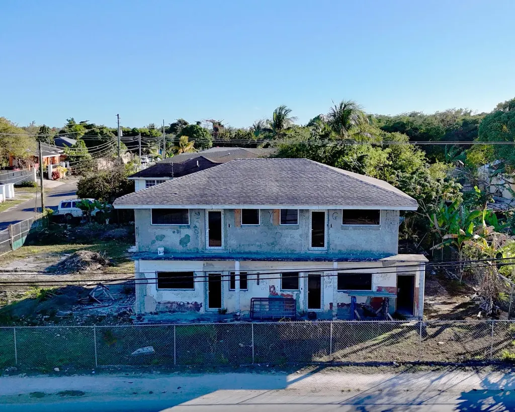 Carmichael Road New Providence Paradise Island BS