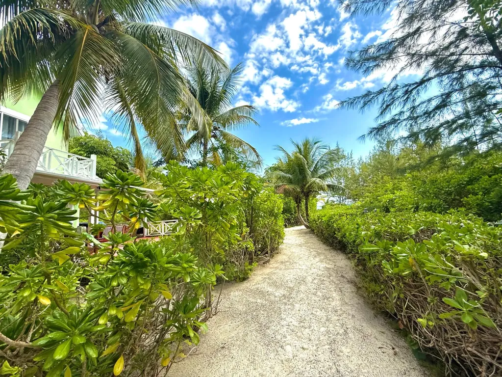 Diamonds By The Sea Topaz Grand Bahama Freeport BS