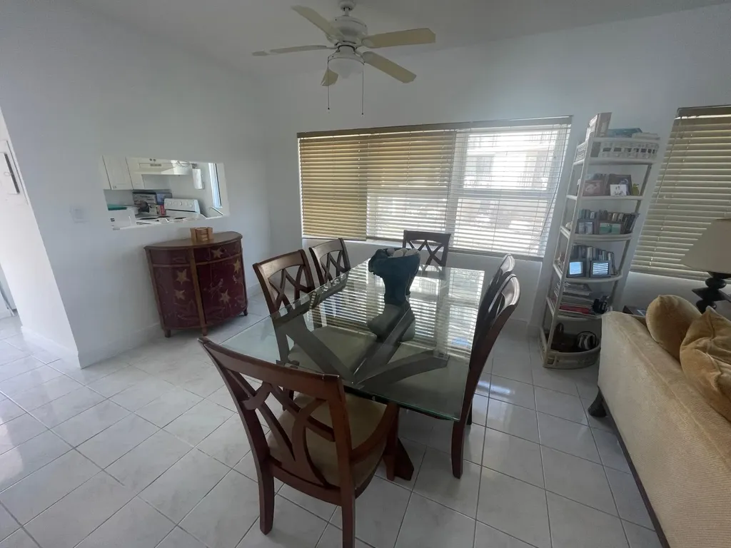 Riviera Towers Condominiu Grand Bahama Freeport BS