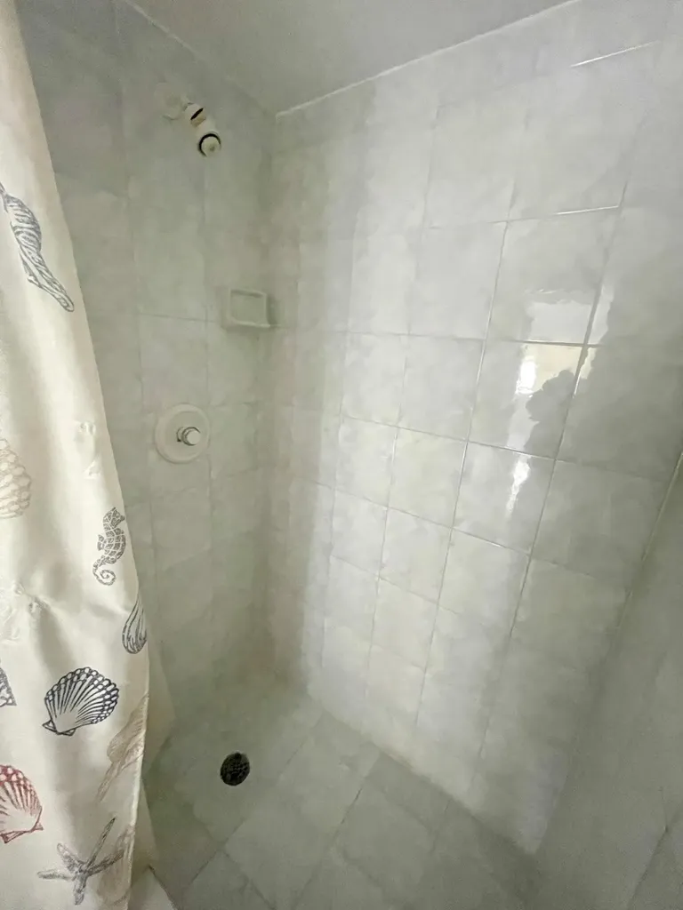 Riviera Towers Condominiu Grand Bahama Freeport BS