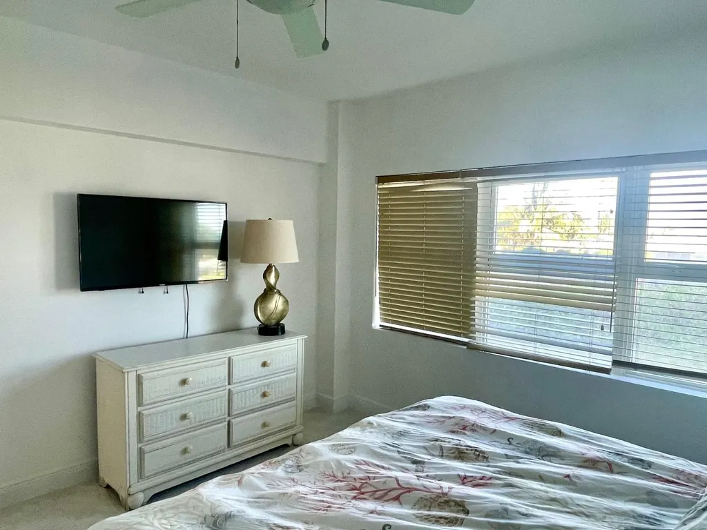 Riviera Towers Condominiu Grand Bahama Freeport BS