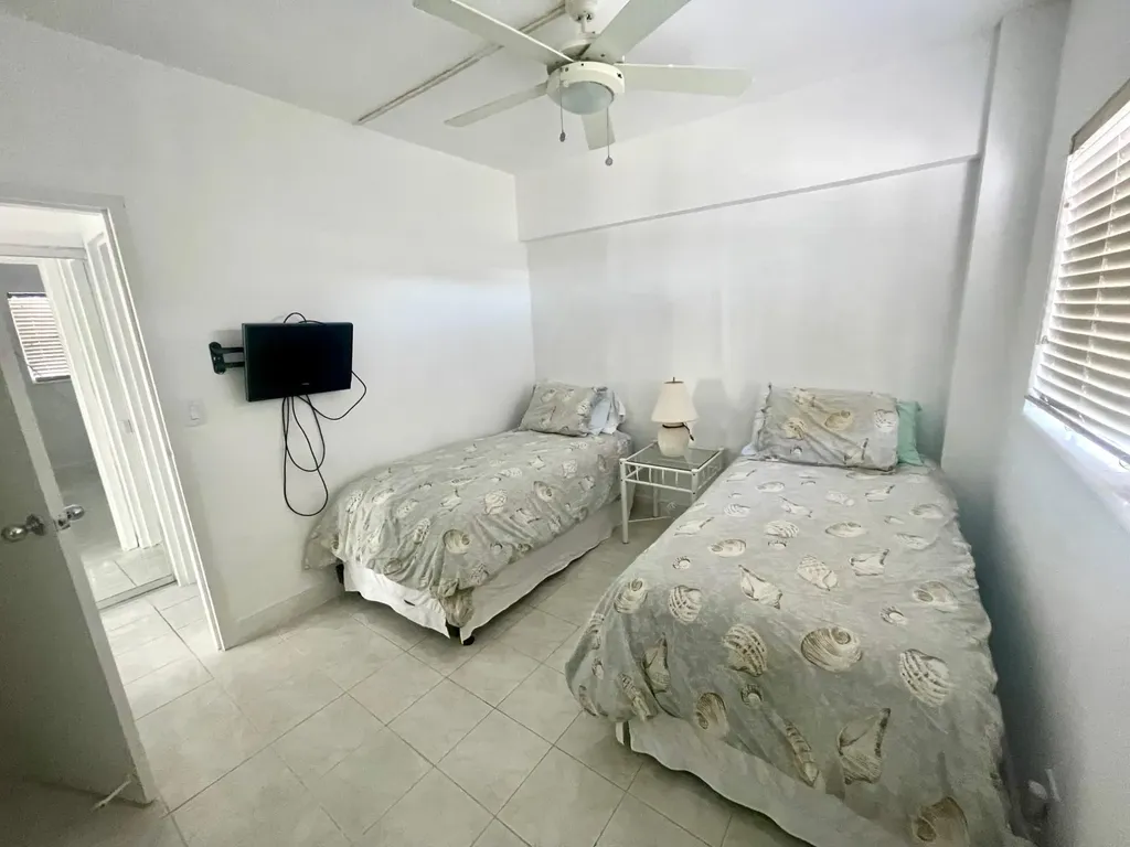 Riviera Towers Condominiu Grand Bahama Freeport BS