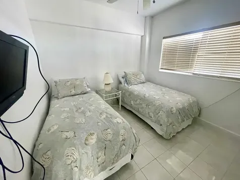 Riviera Towers Condominiu Grand Bahama Freeport BS