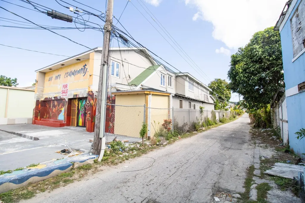 Mackey Street, Pamdale New Providence Paradise Island BS