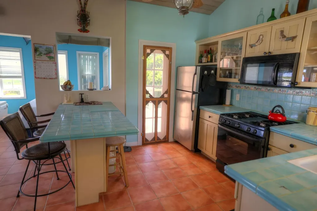 Chimney Hill #3 Abaco BS