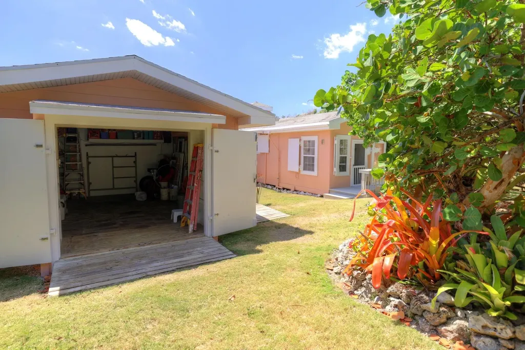 Chimney Hill #3 Abaco BS