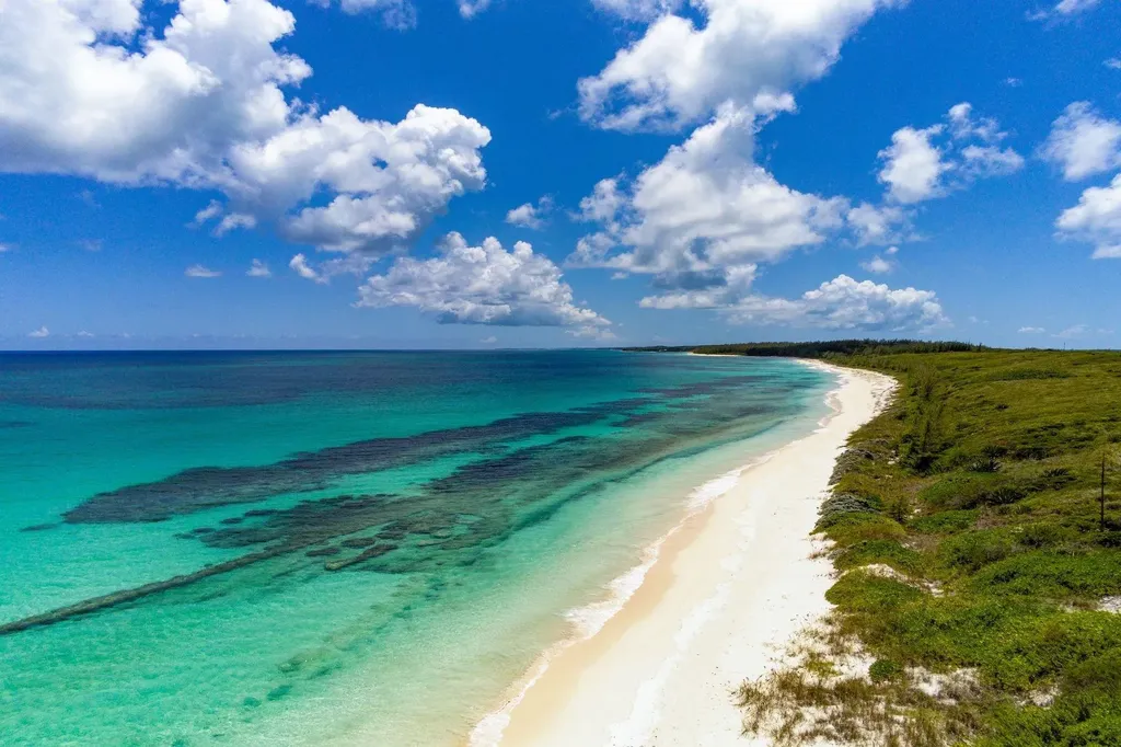 Lot C Airport Beach Eleuthera BS