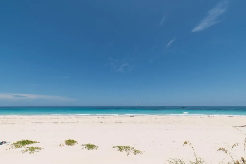 Lot C Airport Beach Eleuthera BS