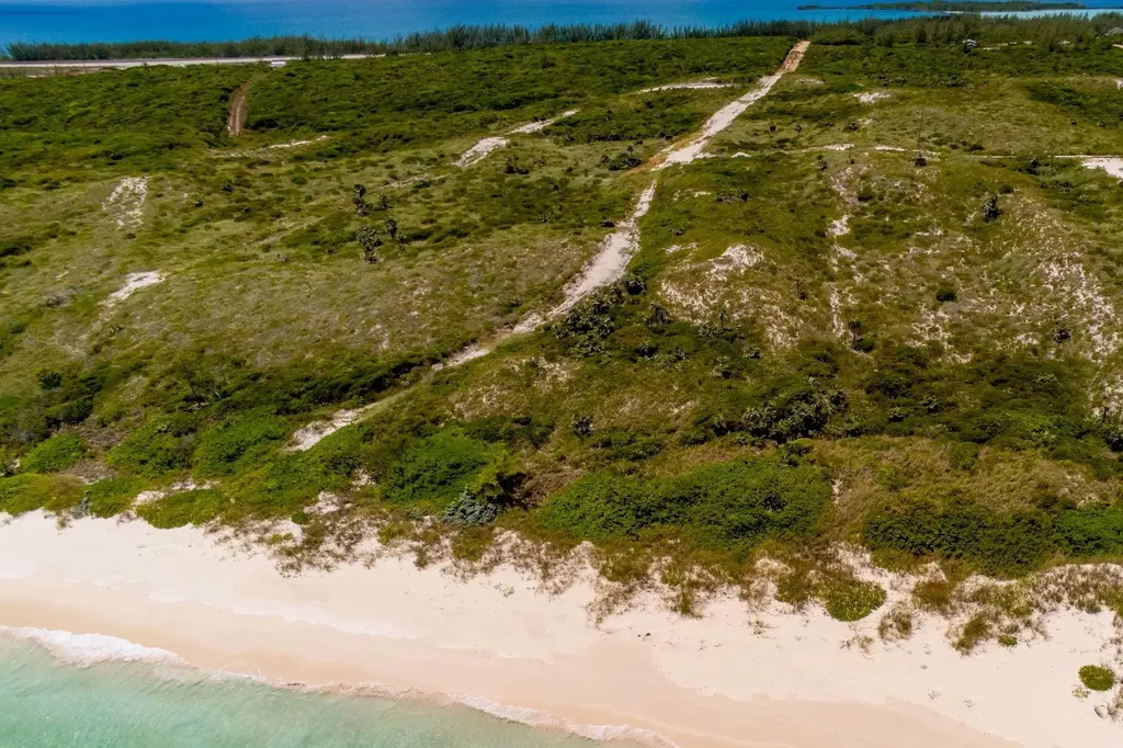 Lot C Airport Beach Eleuthera BS