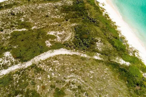 Lot C Airport Beach Eleuthera BS