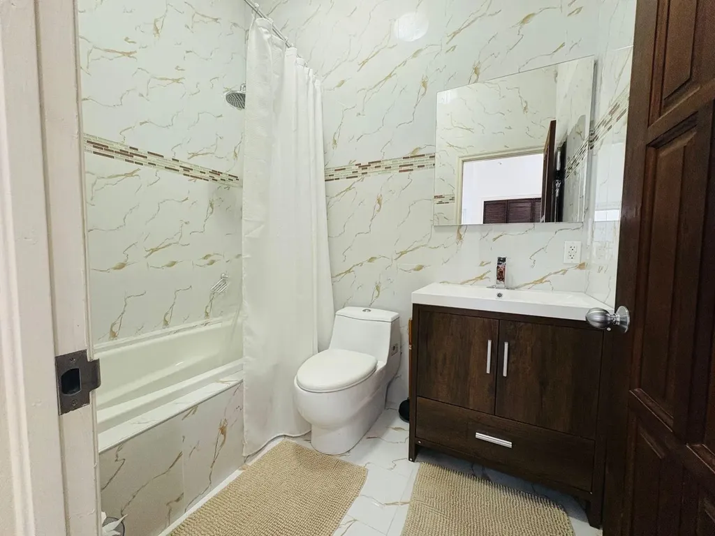 Lyford Hills New Providence Paradise Island BS