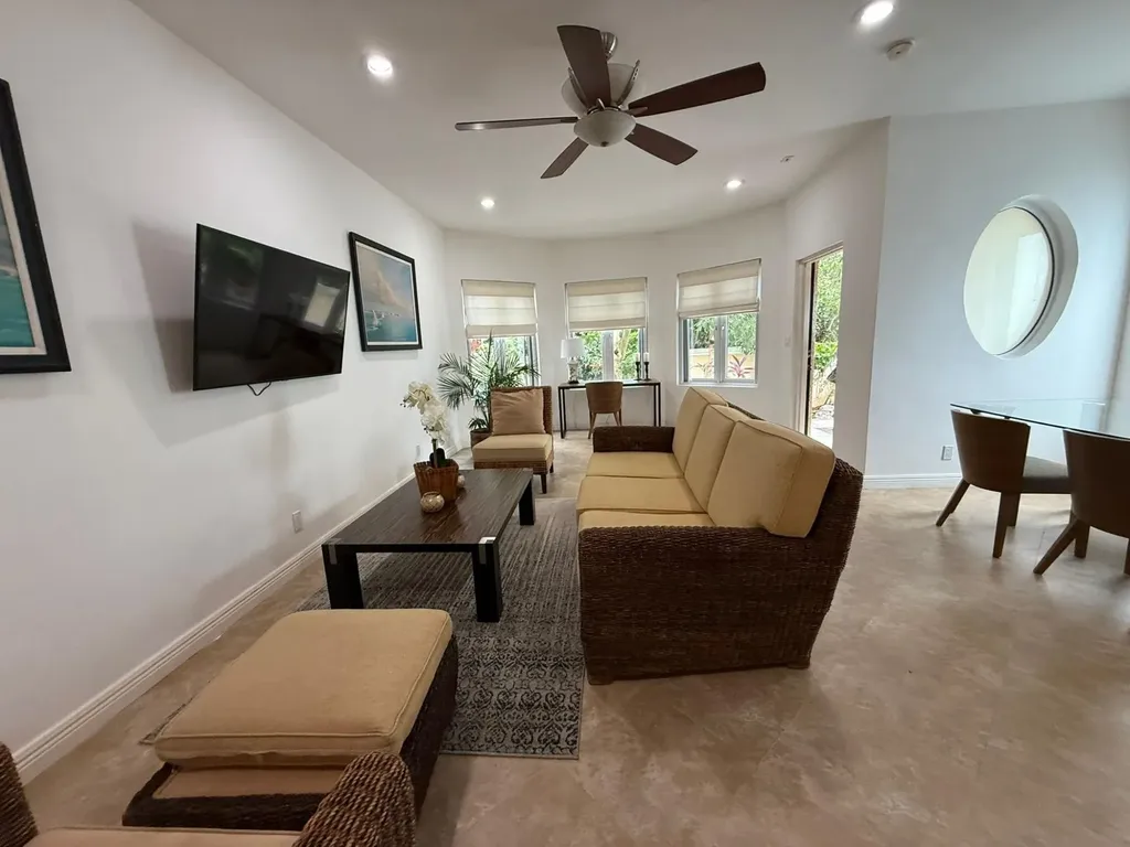 Lyford Hills New Providence Paradise Island BS