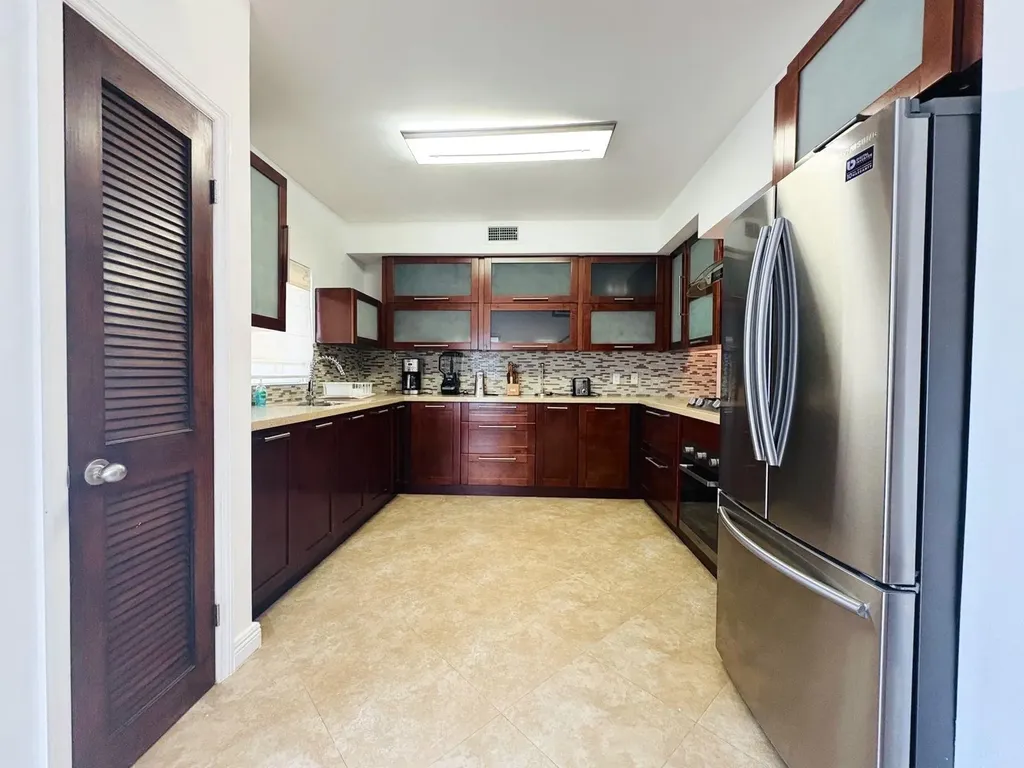 Lyford Hills New Providence Paradise Island BS