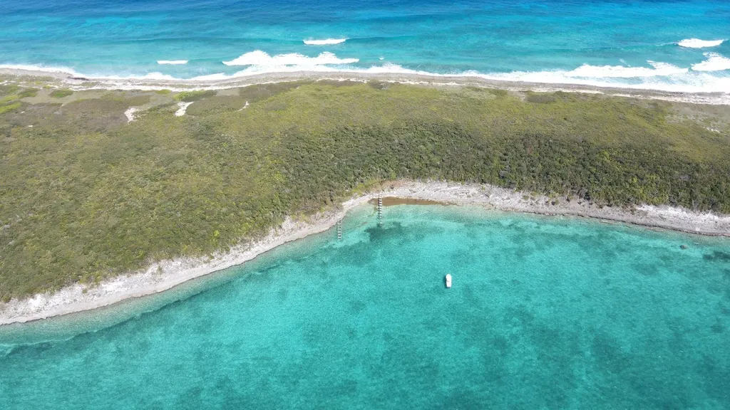 Lot 3 Soap Point Abaco BS