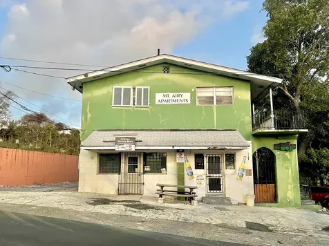 Mount Royal Avenue New Providence Paradise Island BS