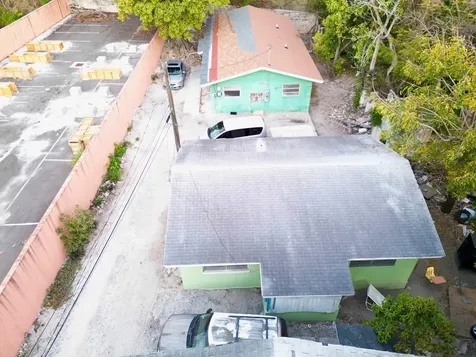 Mount Royal Avenue New Providence Paradise Island BS