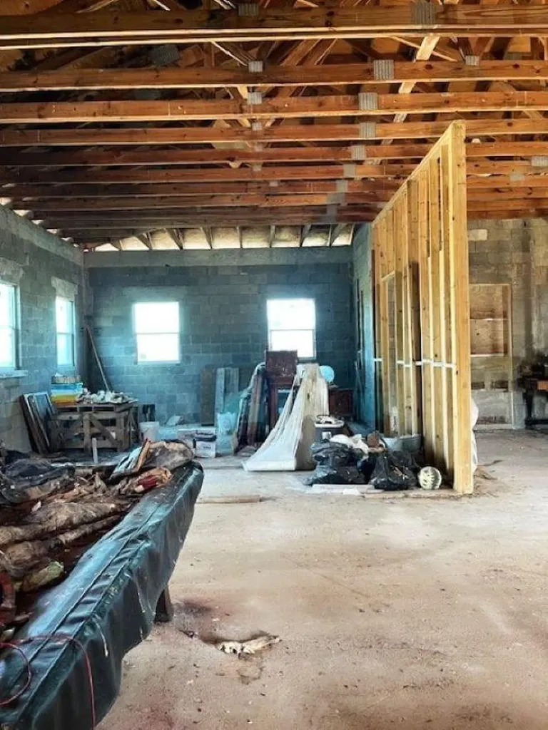 Hong Kong Street, Colony 12 Grand Bahama Freeport BS