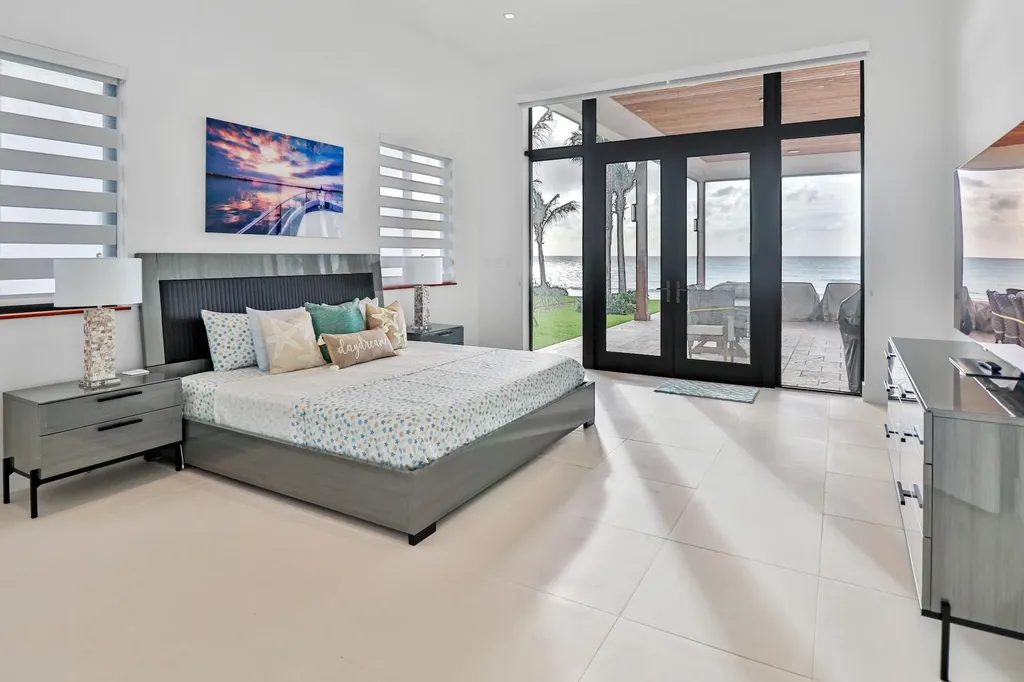 2010 Rockwell Island Bimini BS