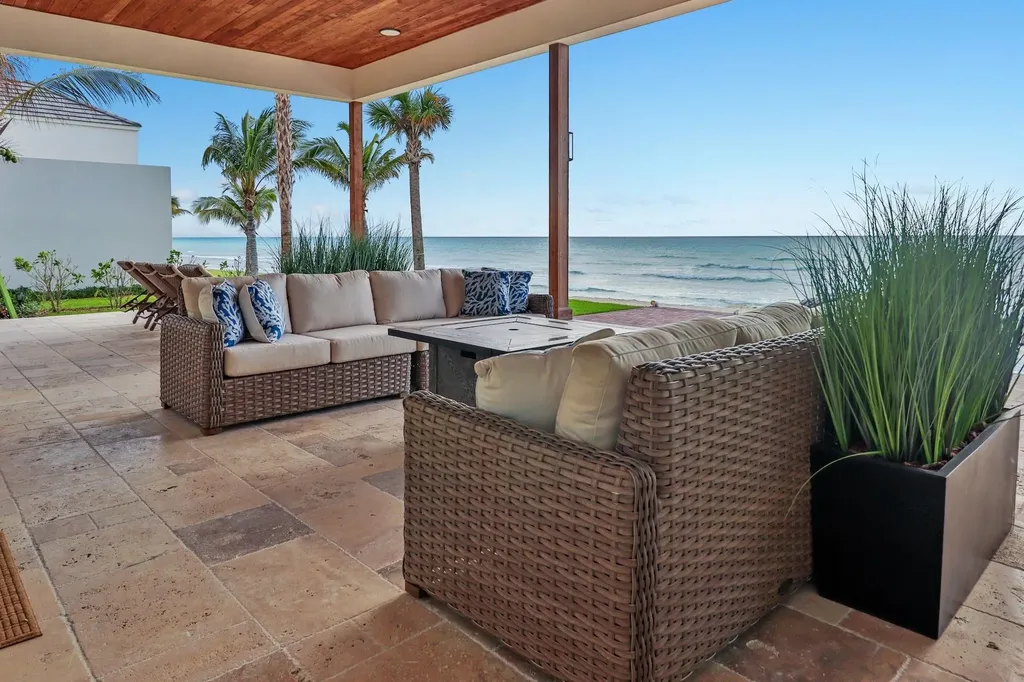 2010 Rockwell Island Bimini BS