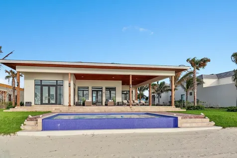 2010 Rockwell Island Bimini BS