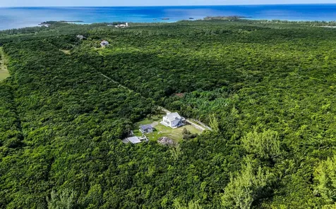 The Island Beach Club Sub Eleuthera BS