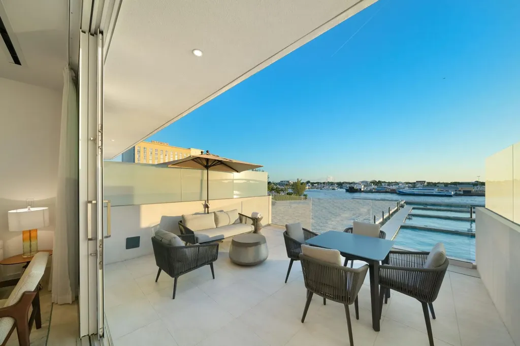 Unit 2 Sterling Commons E New Providence Paradise Island BS