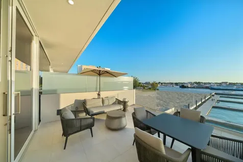 Unit 2 Sterling Commons E New Providence Paradise Island BS