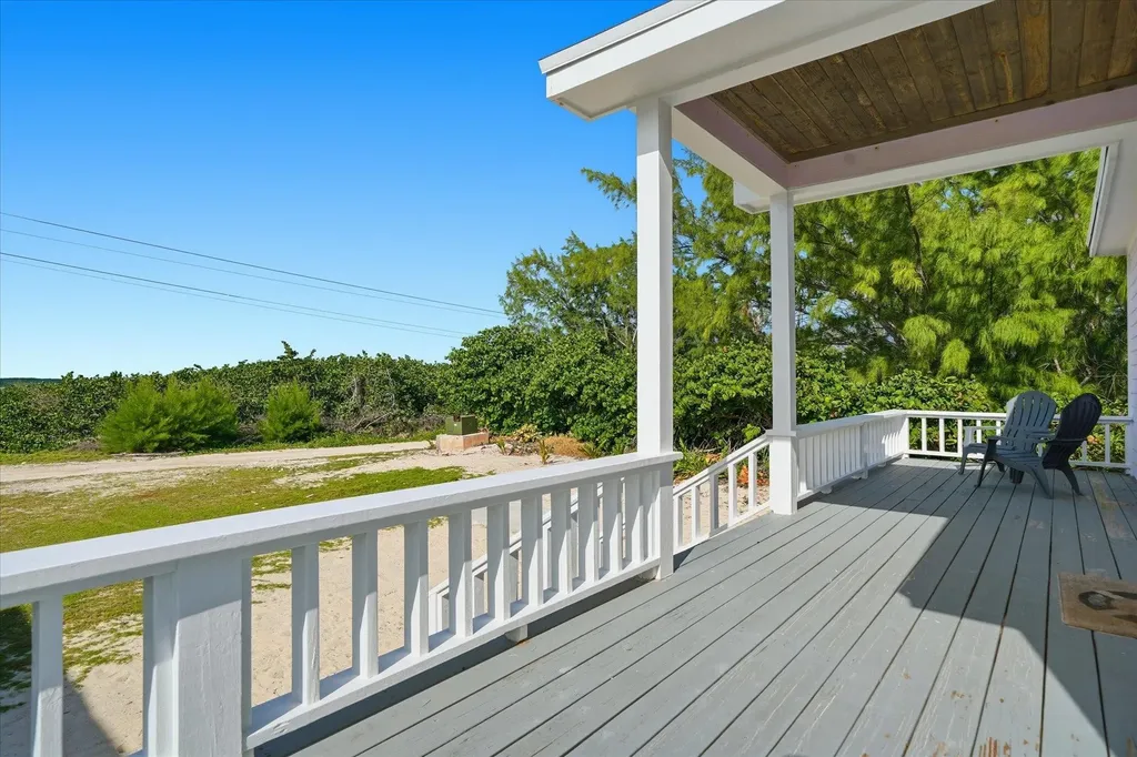 Unwind & Chillax Eleuthera BS