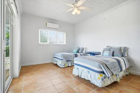 Unwind & Chillax Eleuthera BS