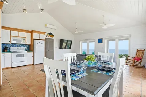 Unwind & Chillax Eleuthera BS