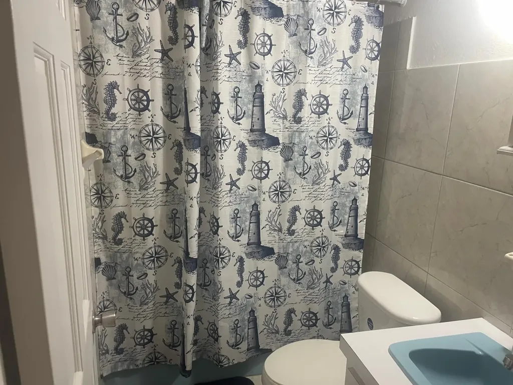 Tonique Darling Highway New Providence Paradise Island BS