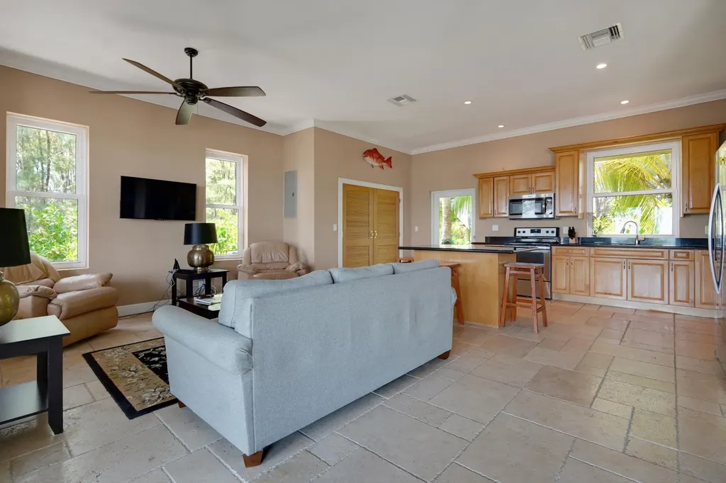 Casuarina Beach House Grand Bahama Freeport BS