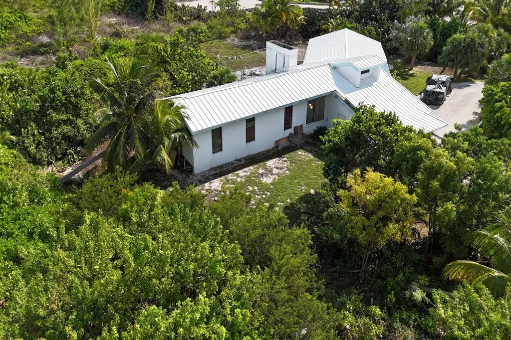 Unicorn - Ocean Boulevard Abaco BS