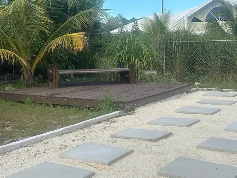 Confederates Walk Grand Bahama Freeport BS