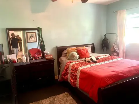 Confederates Walk Grand Bahama Freeport BS