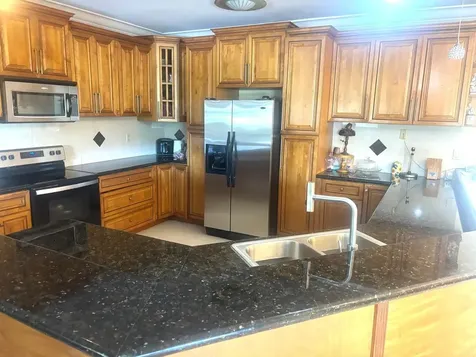 Confederates Walk Grand Bahama Freeport BS