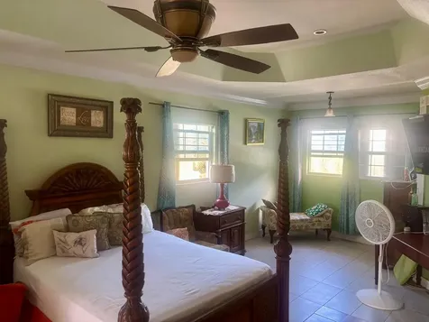 Confederates Walk Grand Bahama Freeport BS