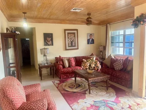 Confederates Walk Grand Bahama Freeport BS