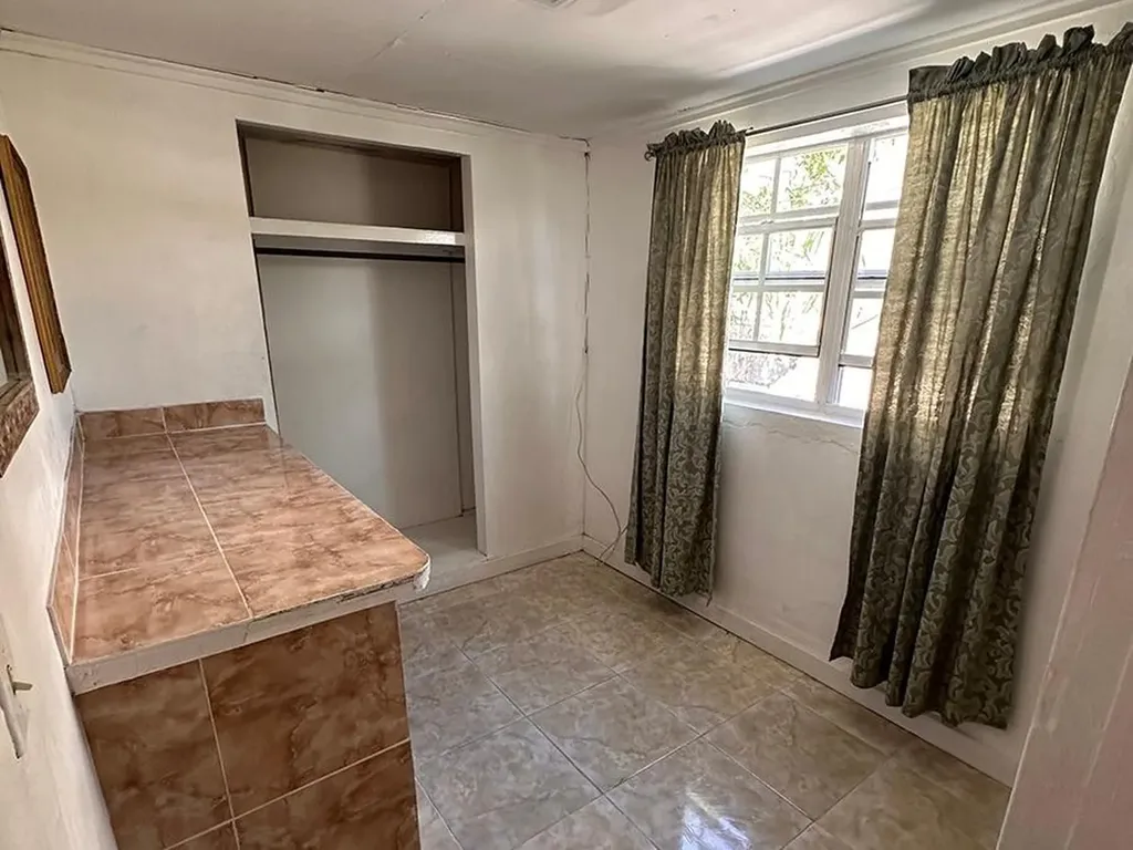 Johnson Road New Providence Paradise Island BS